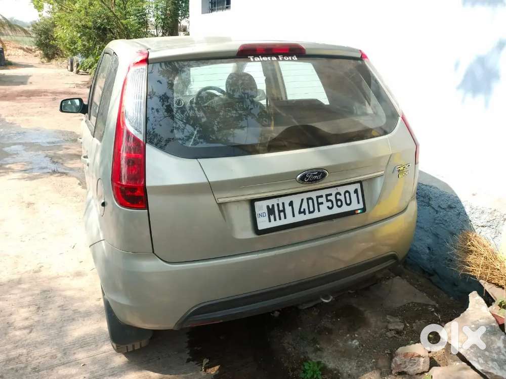 Ford Figo Trend 2012