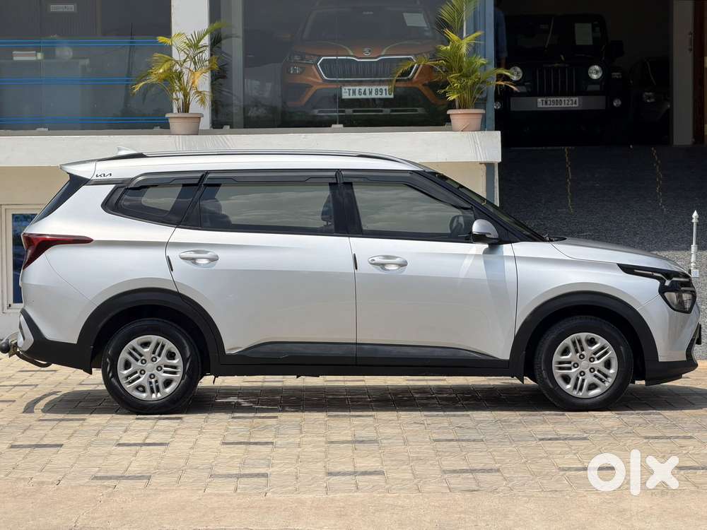 Kia Carens 1.5 Prestige 7 Str, 2023, Petrol