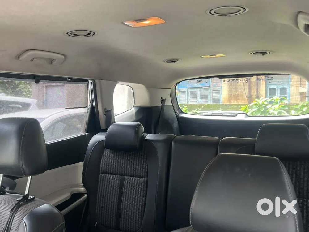Kia Carens 2022 Petrol Manual Luxury
