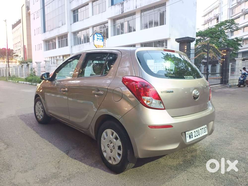 Hyundai I20 Petrol Cvt Magna Executive, 2013, Petrol