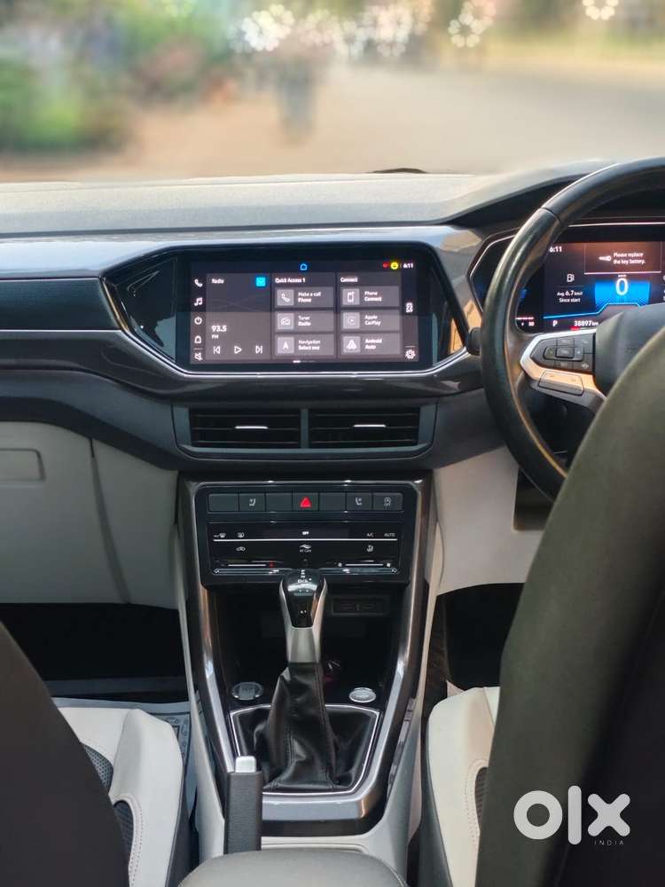 Volkswagen Taigun 1.0 Tsi Topline At, 2023, Petrol