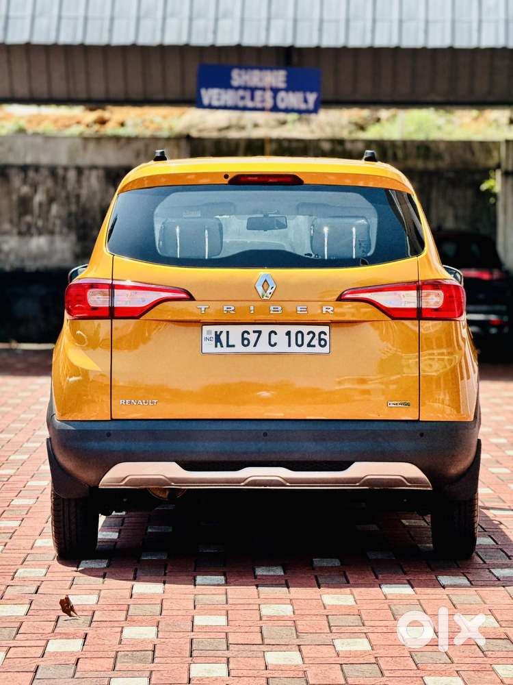 Renault Triber Rxt, 2020, Petrol