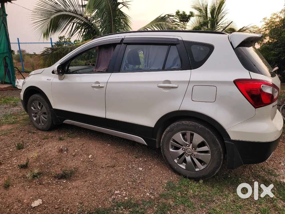 Maruti Suzuki S-cross 2016 Diesel 100000 Km Driven
