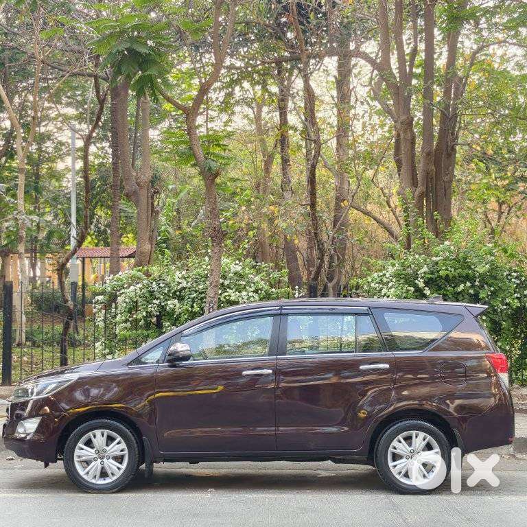 Toyota Innova Crysta