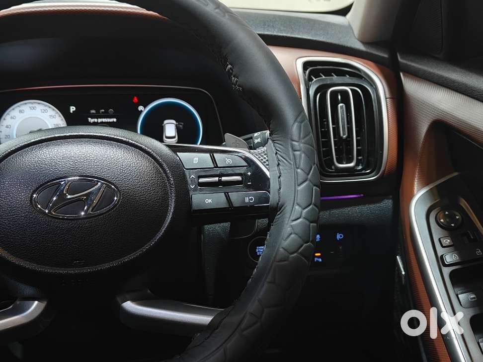 Hyundai Alcazar Signature (o) 6 Str 1.5 Petrol Dct, 2023, Petrol