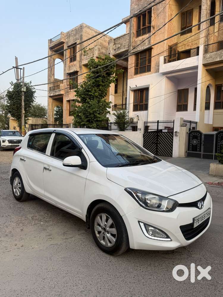 Hyundai I20 2015-2017 Sportz Option 1.4 Crdi, 2013, Diesel
