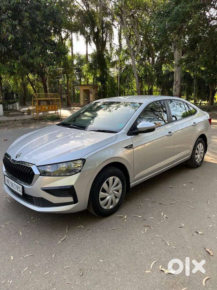 Skoda Slavia 1.0 Active Tsi, 2022, Petrol