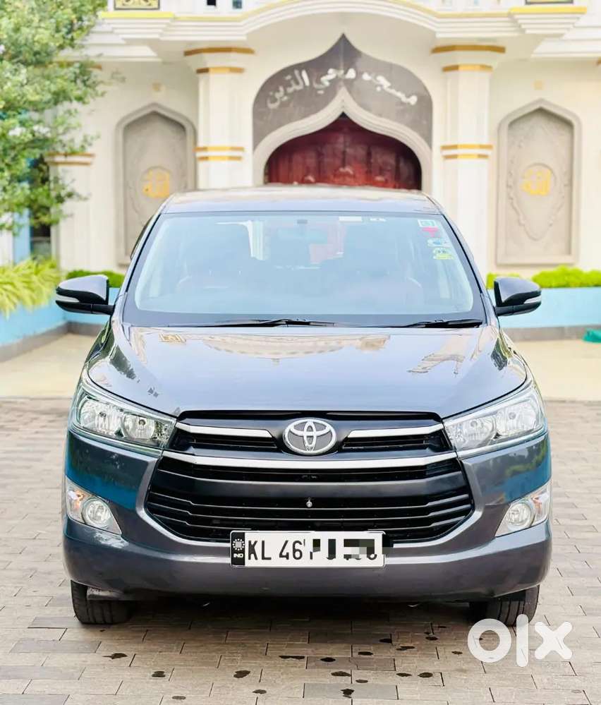 Toyota Innova Crysta 2016