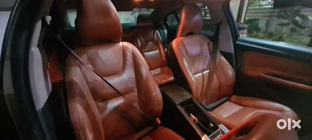 Automatic Luxury Car For Less Price