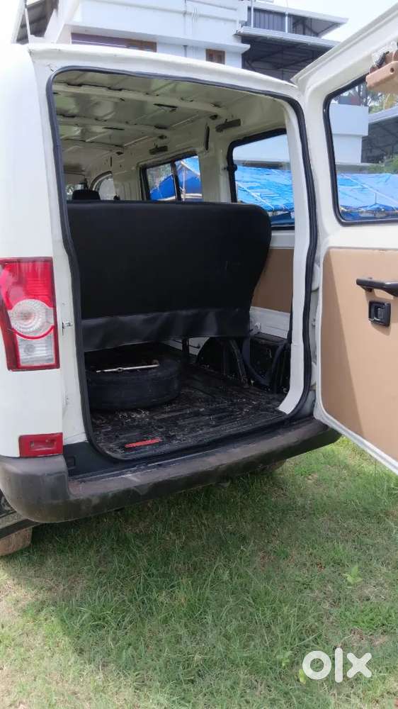 Mahindra Maximo  Minivan 2011 Diesel Good Condition