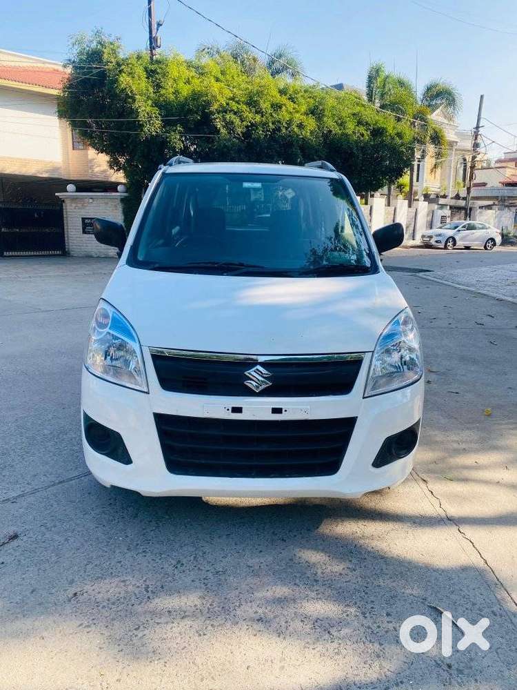 Maruti Suzuki Wagon R Vxi 1.0 Cng, 2018, Petrol