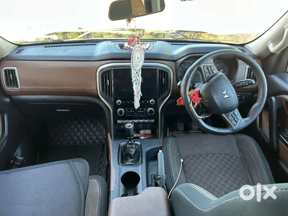 Full Show Room Condition .
New Tyre & Insurances Running
Single Use.