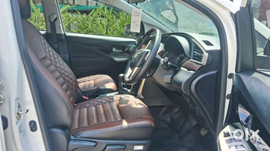 Toyota Innova Crysta 2.4 V 8 Str, 2024, Diesel