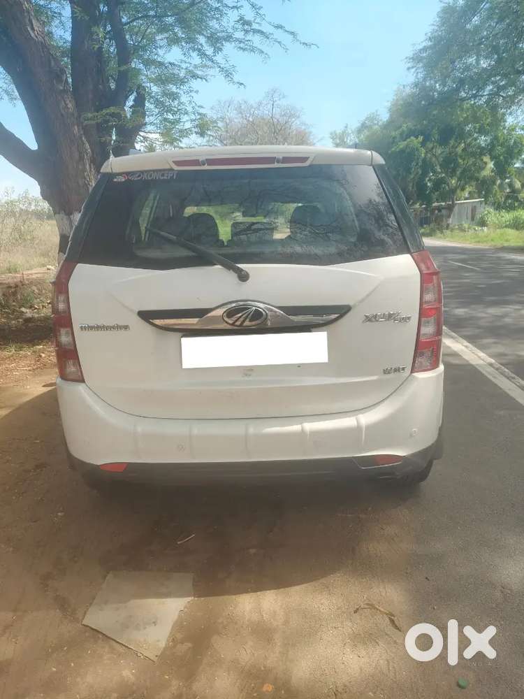 Mahindra Xuv500 2017 Diesel 1st Owner