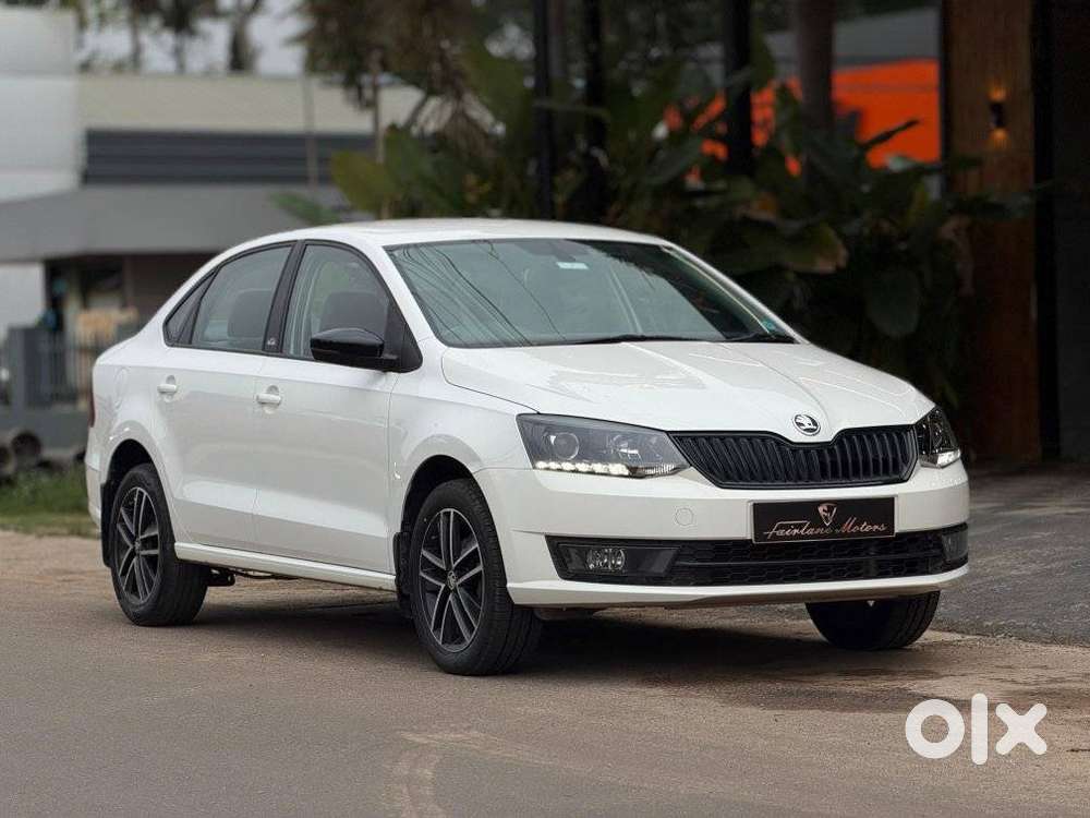 Skoda Rapid [2016-2021] 1.6 Mpi Style Plus, 2017, Petrol