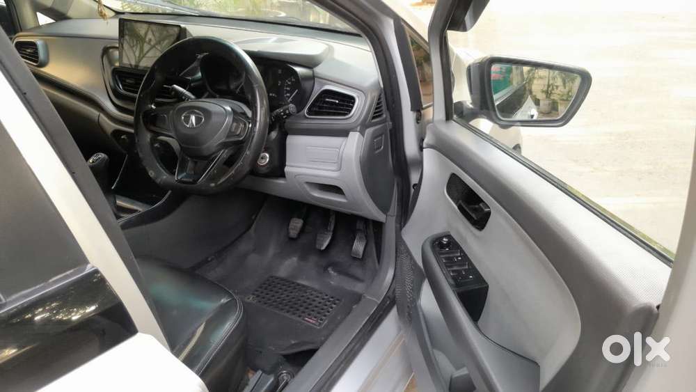 Tata Altroz 1.2 Xm Plus, 2020, Petrol