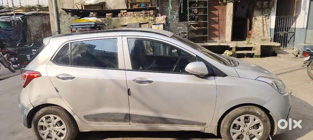 Hyundai Grand I10 Sportz 2015