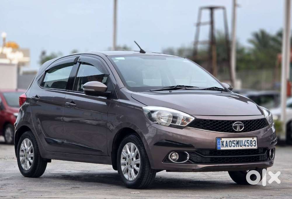 Tata Tiago, 2016, Petrol