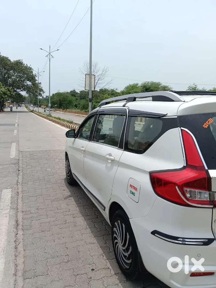 Maruti Suzuki Ertiga 2021 Variant Vxi