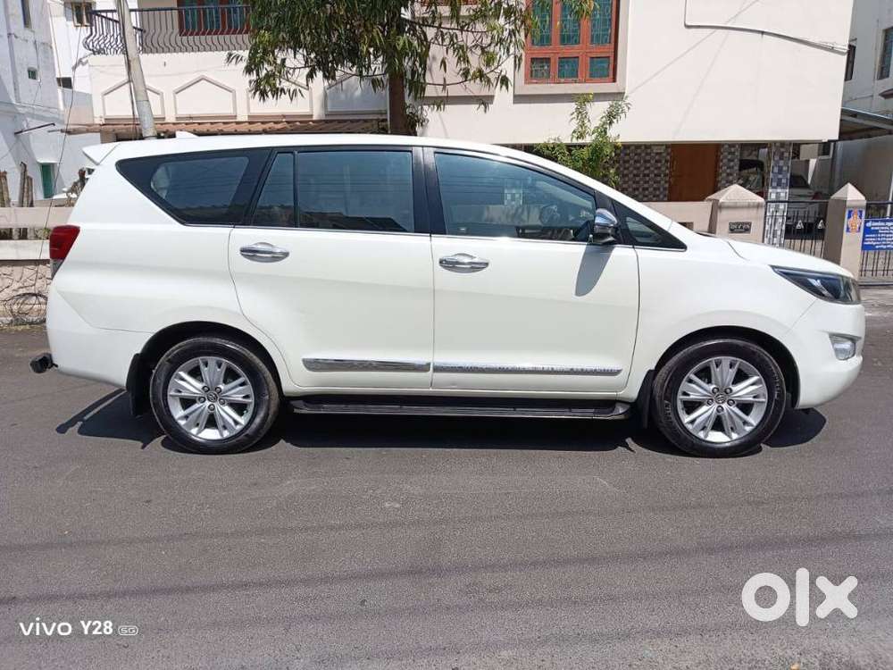 Toyota Innova Crysta 2.8z Automatic, 2019, Diesel