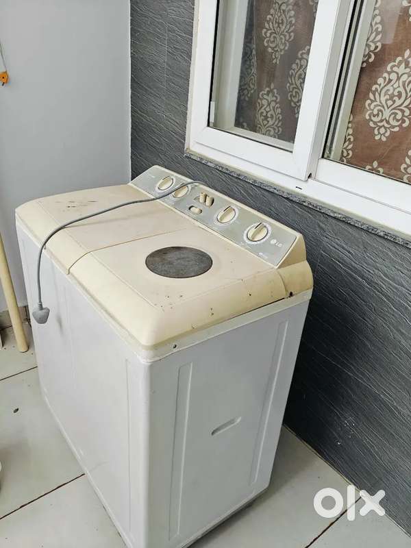 LG Intellowash 6.2 Kg washing machine