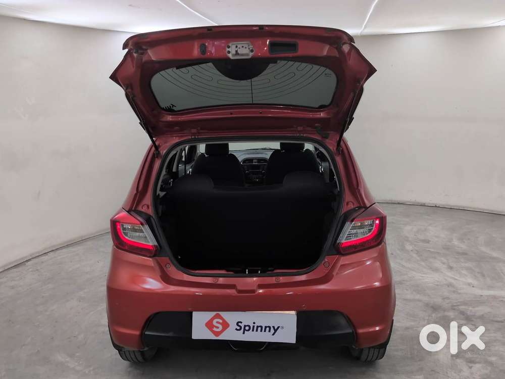 Tata Tiago Xza, 2018, Petrol