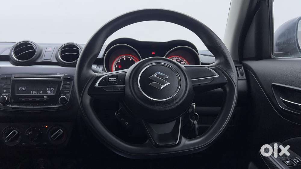 Maruti Suzuki Swift Amt Vxi, 2020, Petrol