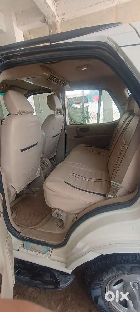 Tata Safari 2011