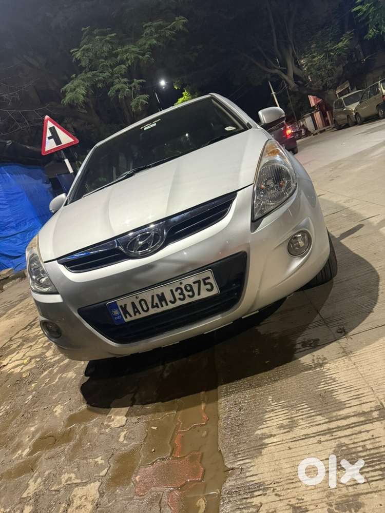 Hyundai I20 Sportz 2011 Petrol