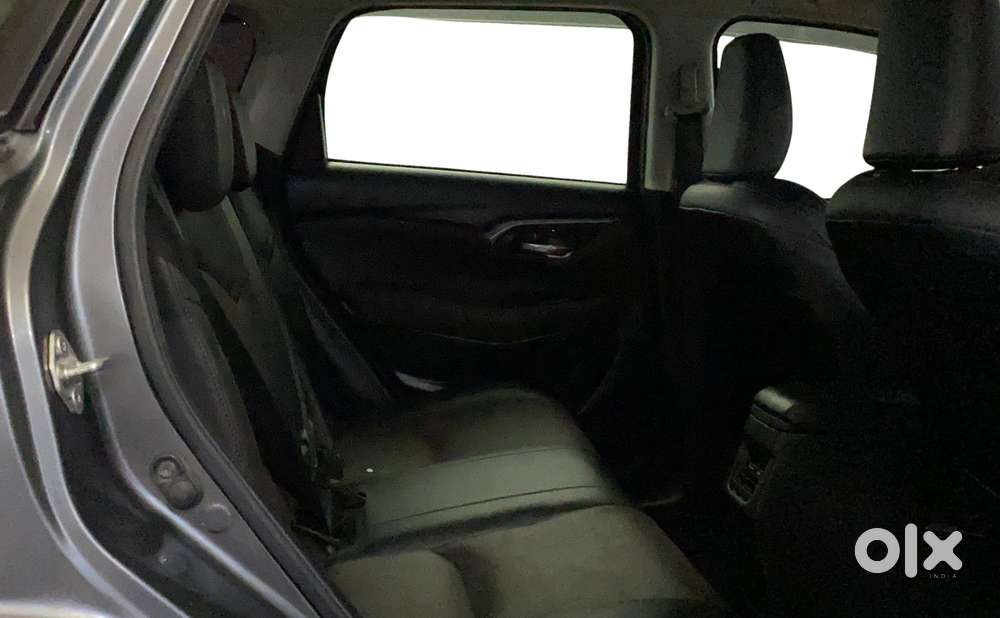 Maruti Suzuki Grand Vitara Alpha Smart Hybrid, 2023, Petrol