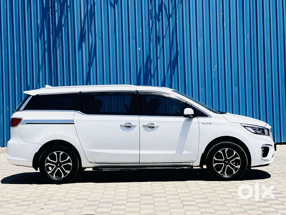 Kia Carnival Limousine Plus 7 Str, 2020, Diesel