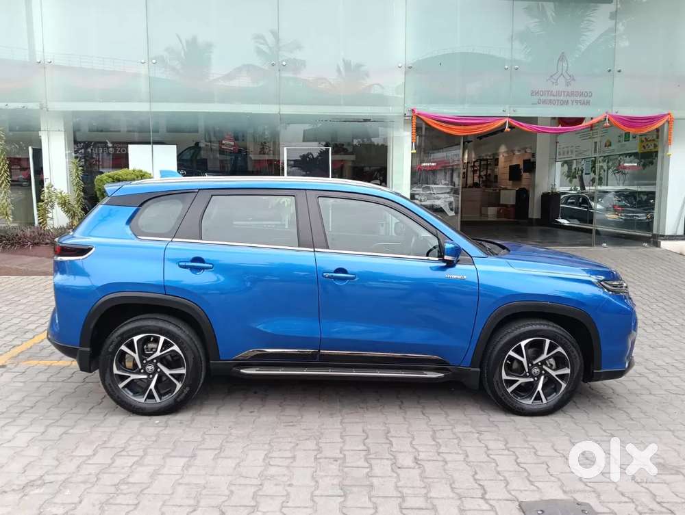 Toyota Urban Cruiser Hyryder, 2025, Petrol