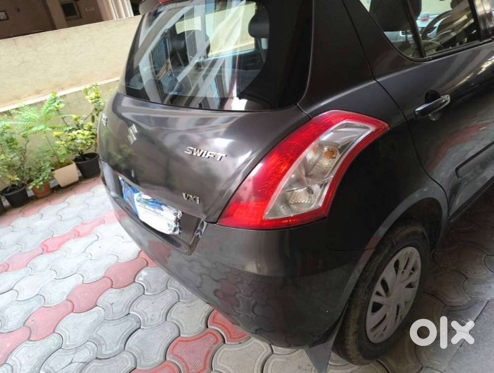 Maruti Suzuki Swift 1.3 Vxi, 2017, Petrol