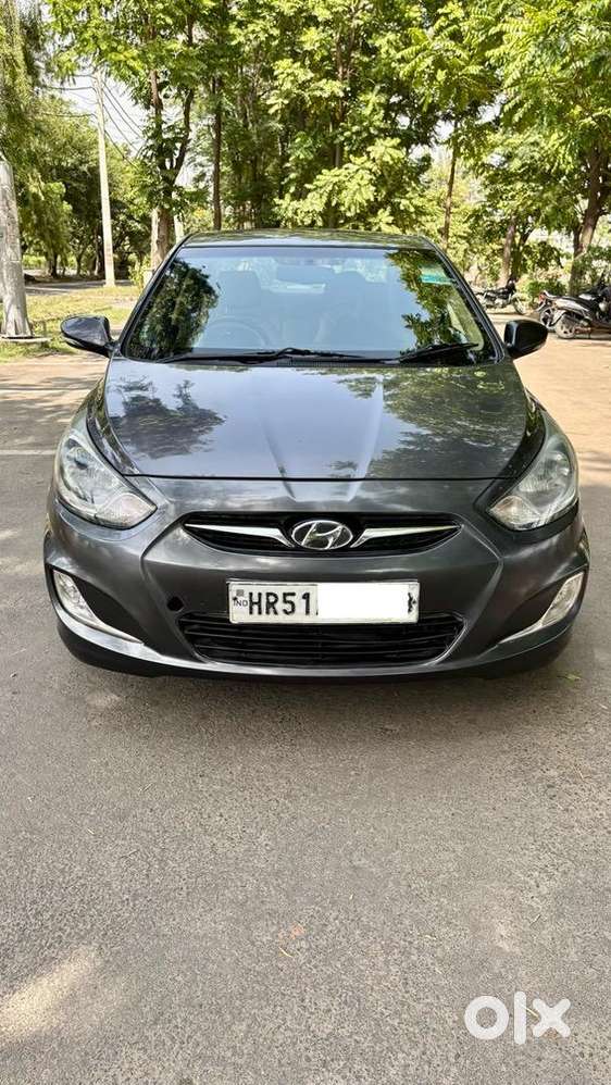 Hyundai Verna 1.6 Ex Petrol Showroom Condition  2013