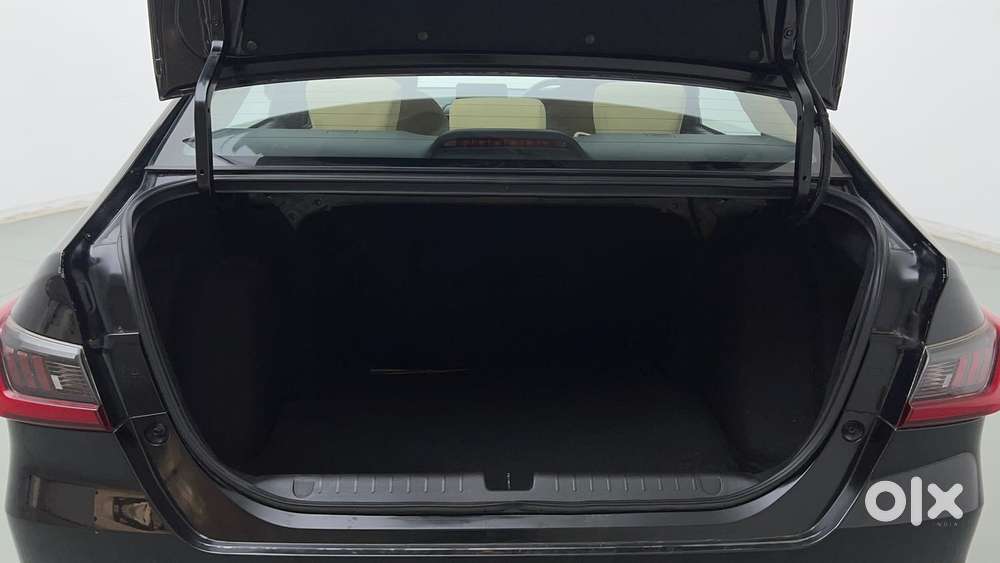 Honda Amaze Vx Cvt I-vtec, 2025, Petrol