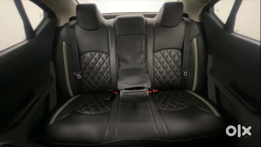 Tata Tigor Xza, 2018, Petrol