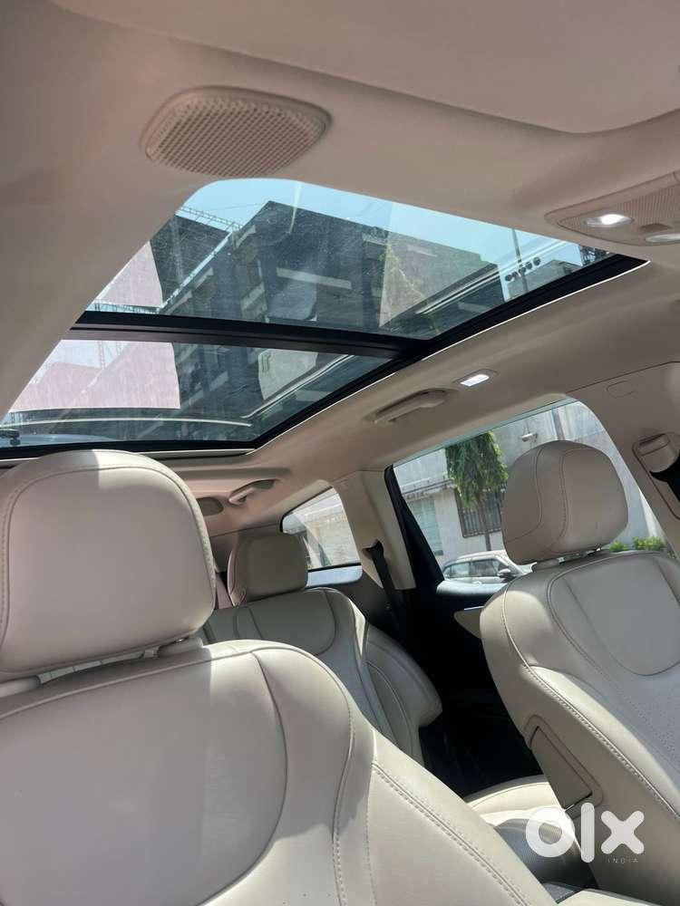 Mahindra Xuv700 Ax7 Luxury Pack Awd, 2022, Diesel