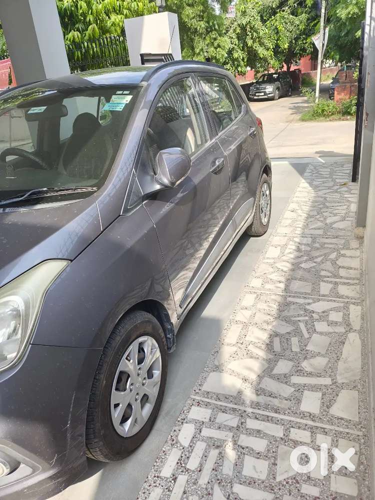 Hyundai Grand I10 Sportz 2015