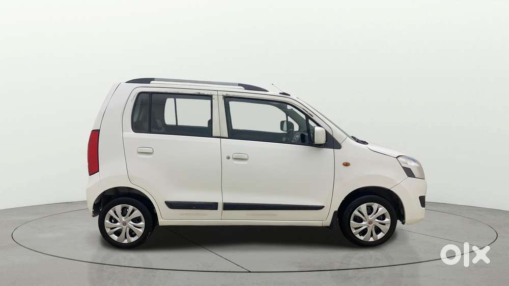 Maruti Suzuki Wagon R 1.0 Vxi, 2016, Petrol