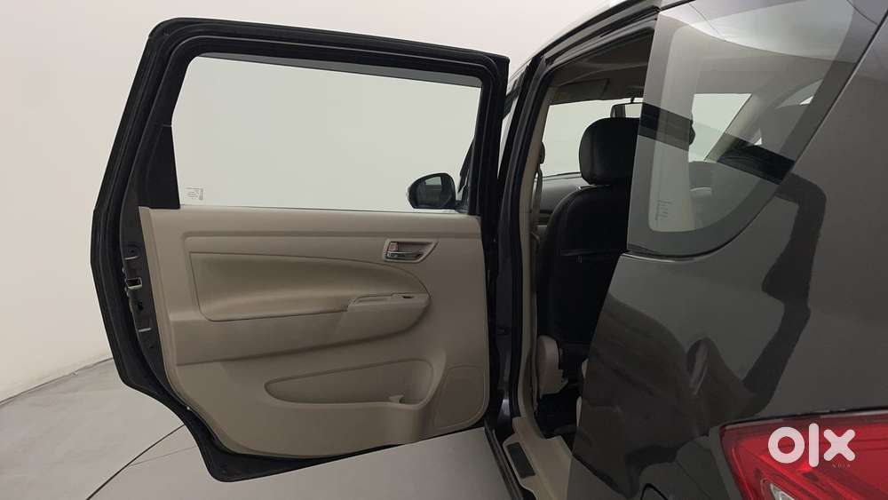 Maruti Suzuki Ertiga Vxi At, 2018, Petrol