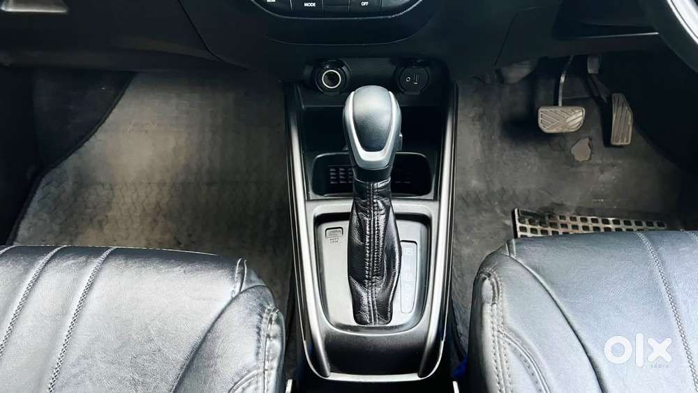 Maruti Suzuki Xl6 1.5 Zeta At, 2022, Petrol