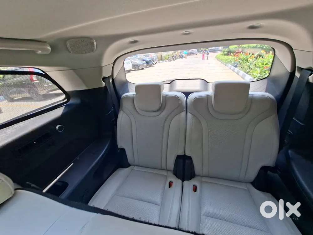 Xuv700 Ax7l Diesel Automatic December 2024 For Sale