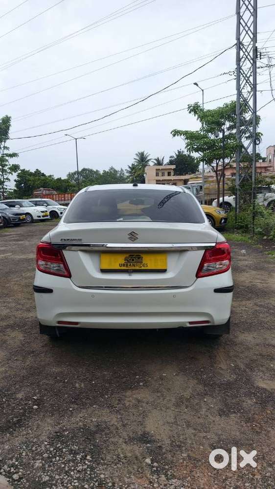 Maruti Suzuki Dzire 1.2 Vxi, 2023, Petrol
