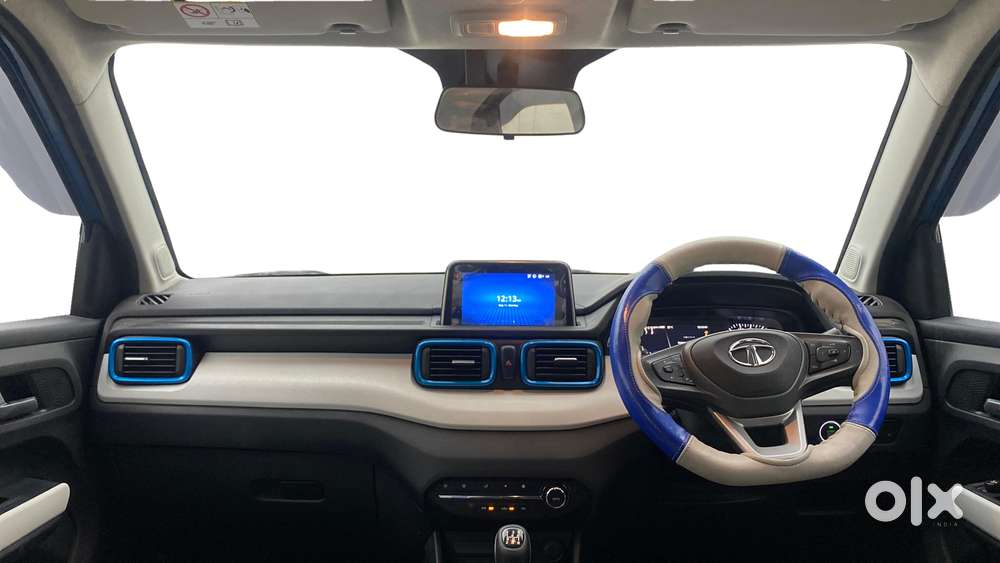 Tata Punch 1.2 Revotron Creative Amt Dual Tone, 2022, Petrol