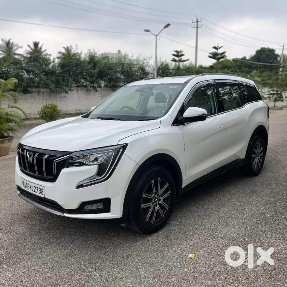 Mahindra Xuv700 2.2 Ax 7 Diesel At Str, 2022, Diesel