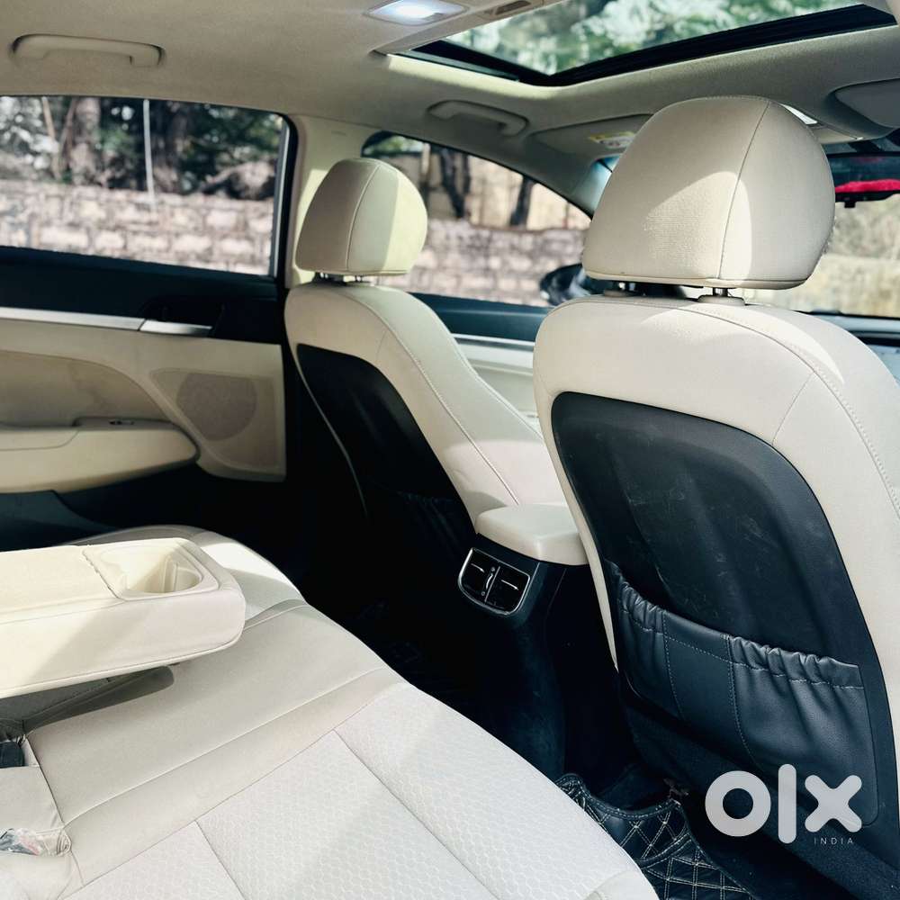 Hyundai Elantra 2.0 Sx, 2022, Petrol