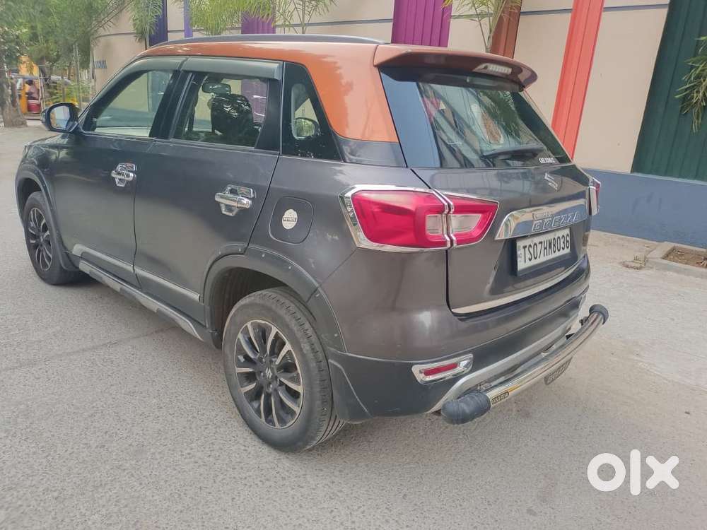 Maruti Suzuki Brezza 1.5 Zxi Plus Smart Hybrid Dual Tone, 2020, Petr..
