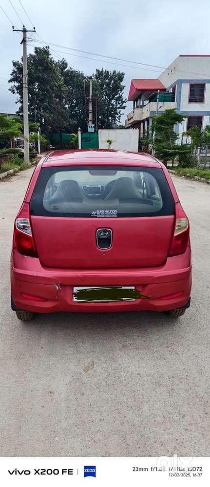 Hyundai i10 2011 car
