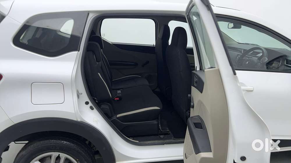 Renault Triber Rxl, 2020, Petrol