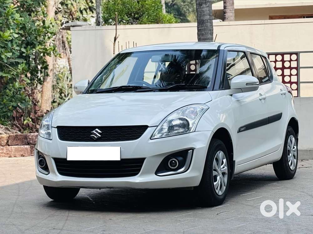 Maruti Suzuki Swift Vxi Abs Bsiv, 2017, Petrol